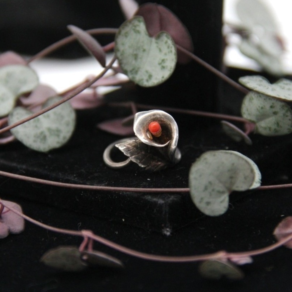 Handmade Sterling Silver Calla Lily Ring Red Coral Bead Artisan Signed Size 6